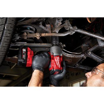 MILWAUKEE M18 FUEL 1/2 HIGH TORQUE IMPACT WRENCH WITH FRICTION RING