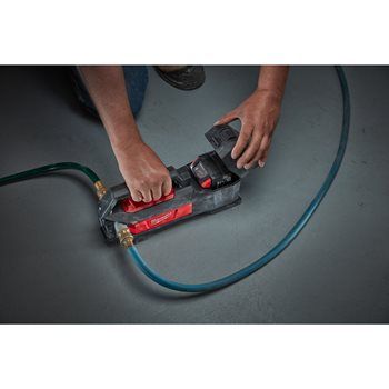 MILWAUKEE M18 COMPACT TRANSFER PUMP [BARE-TOOL]